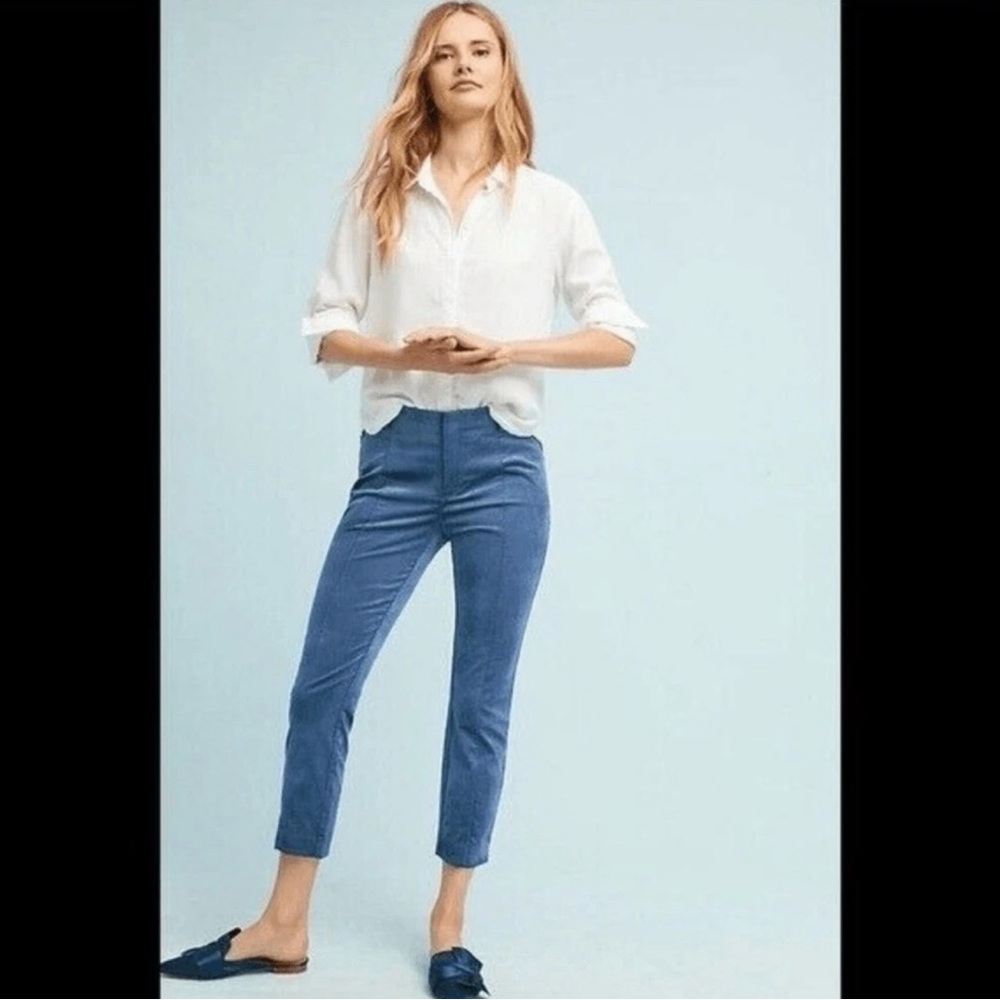 Anthropologie The Essential Slim Blue Velvet Cropped Trouser Pants Sz 6 - Picture 2 of 6